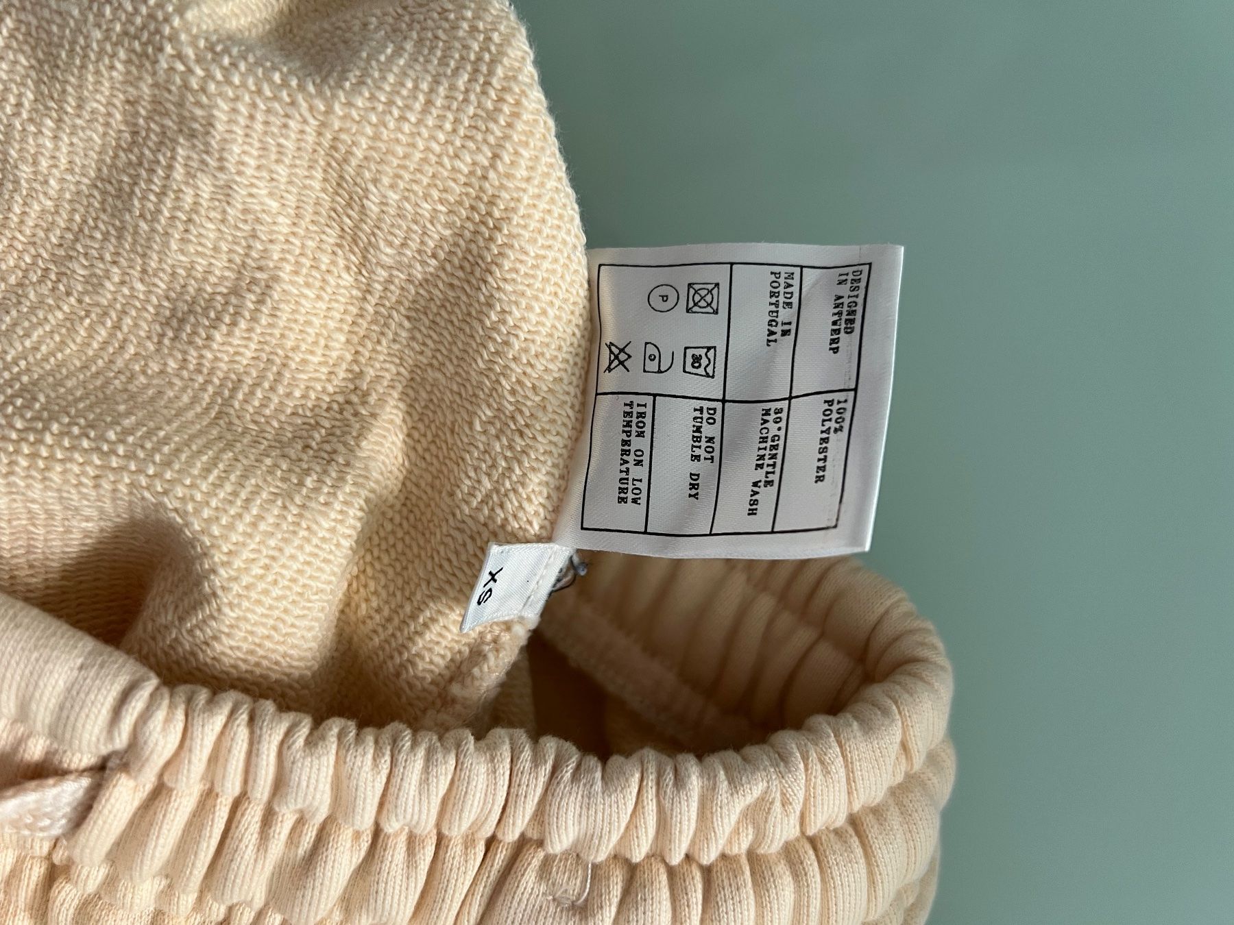 Pantaloni: Arte Antwerp Jogging Pants – Usato da Renens VD venduto da ale_q6bz 2
