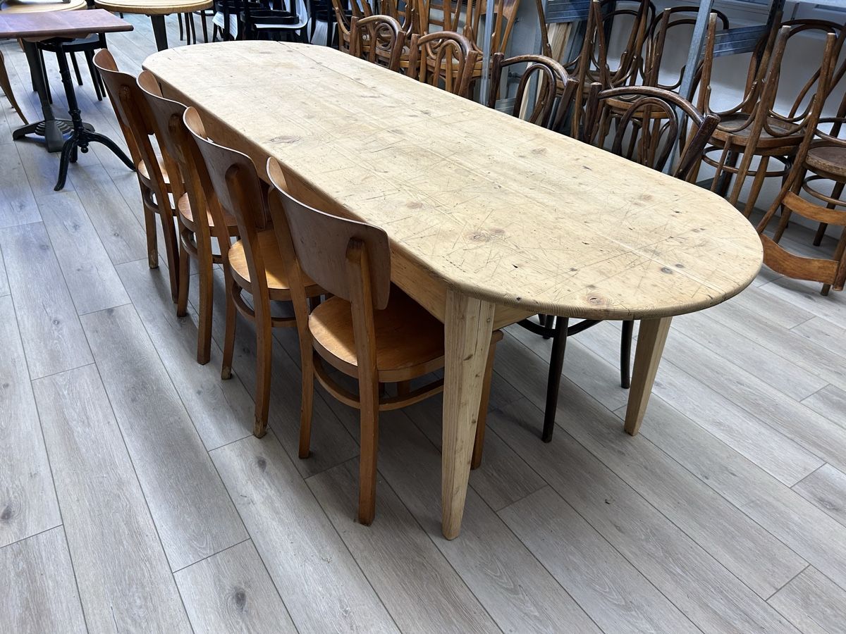 Tische: Esstisch Tanne (249x79cm) – Gebraucht aus Basel von MoebelSackmann