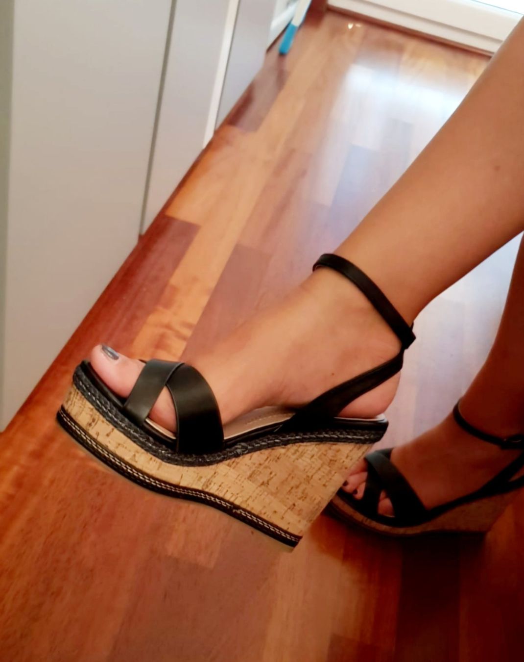 Scarpe da donna: Keilsandalen - Sandali eleganti con zeppa – Usato da Bellinzona venduto da Lorenna