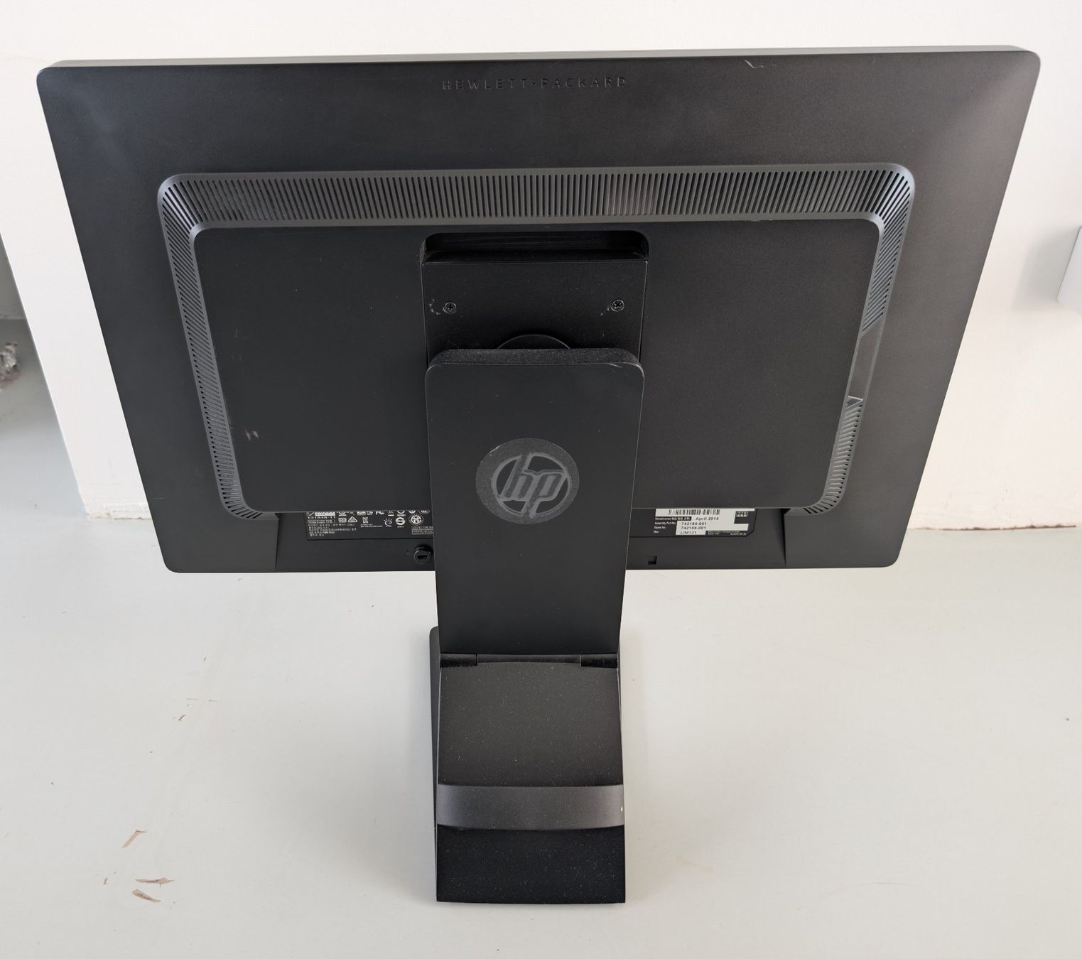 Hewlett Packard Monitore: HP Elite E241i Monitor – Gebraucht aus Dietlikon von ComdatAG 1
