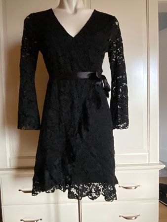 Spietze Kleid S
