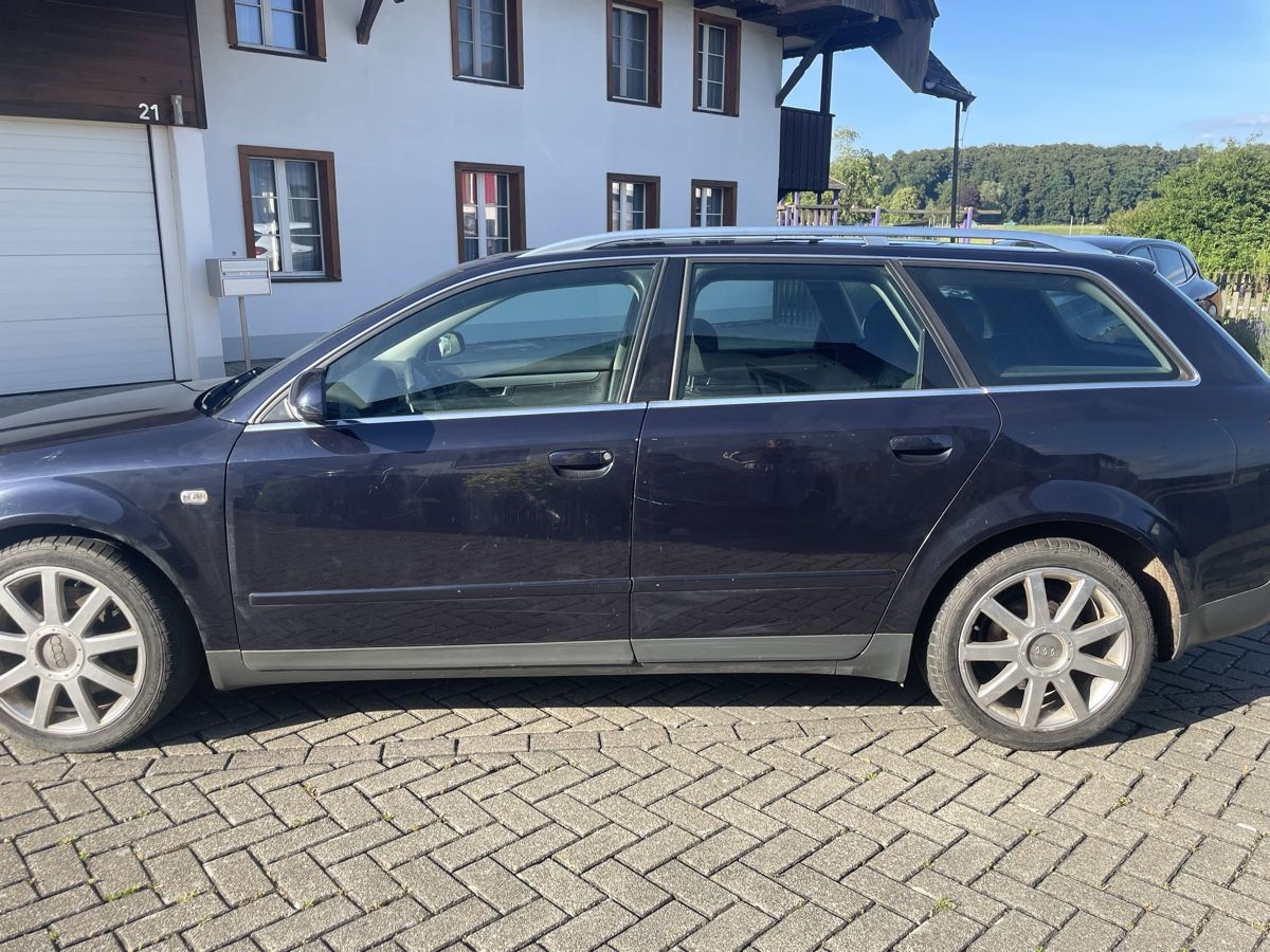Audi Automobili: Audi A4 B6 3.0 V6 quattro 220ps – Usato da Oberönz venduto da lev_j57j 1
