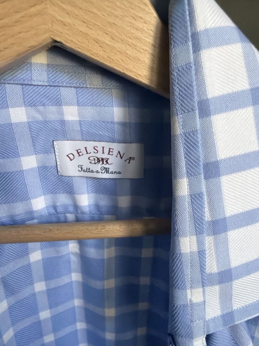 Chemises: Delsiena camicia – D'occasion à Sementina par bru_vpp5 2
