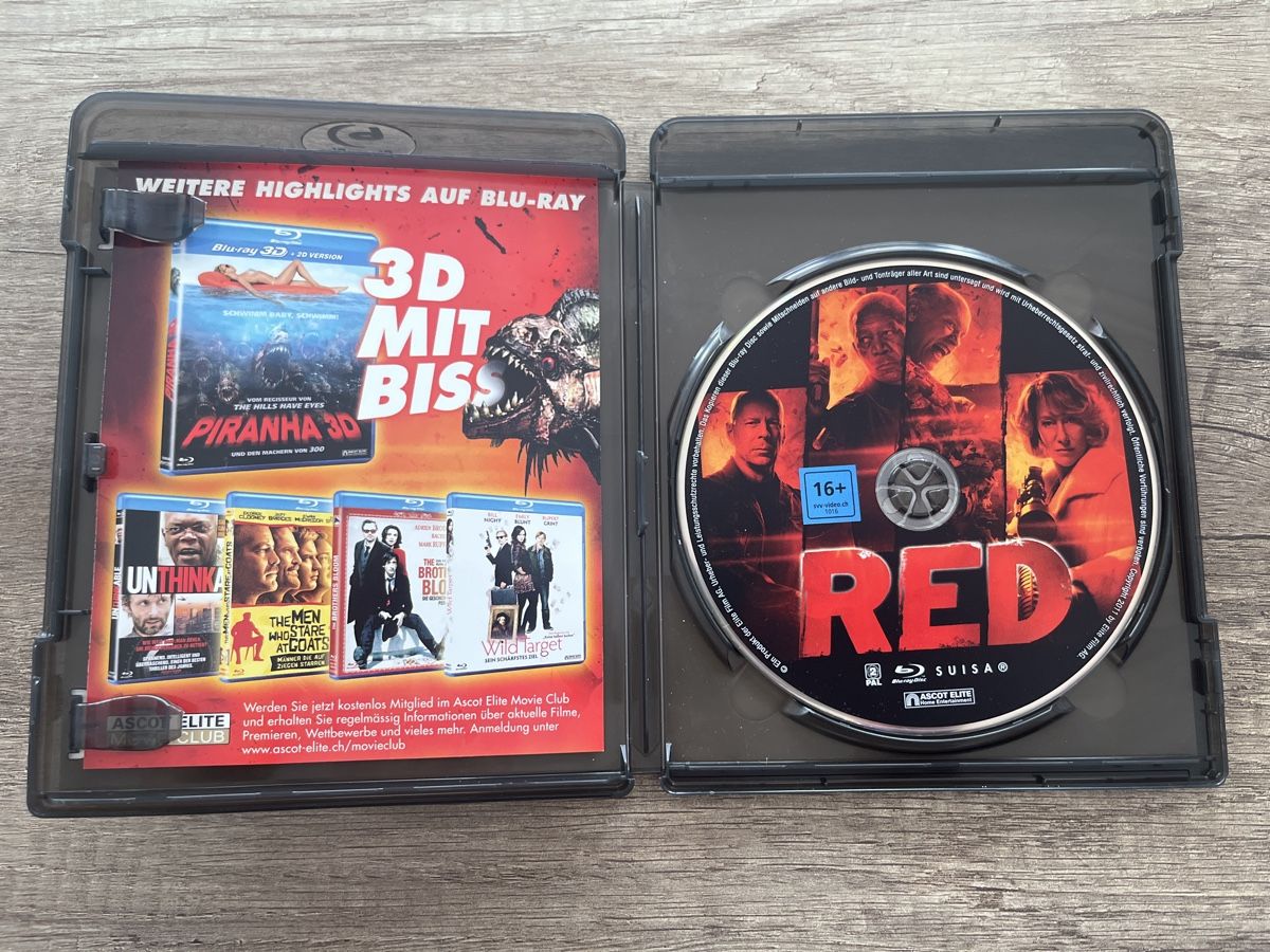 Tutti i DVDs: Blu-ray Film: RED – Usato da Frutigen venduto da abr_w5b2 1