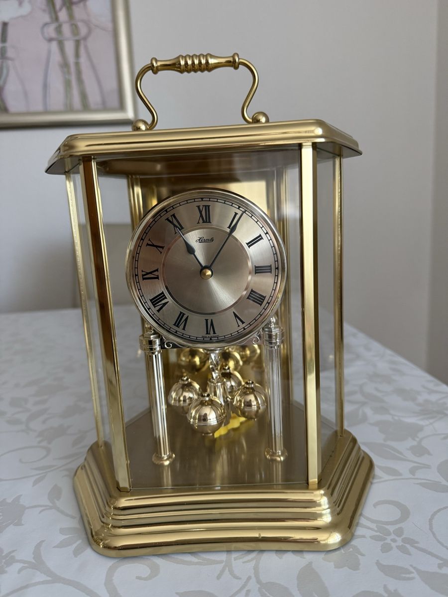 Montres: Tischuhr Glas Pendeluhr – Neuf (Voir description) à Gipf-Oberfrick par tan_z5qw