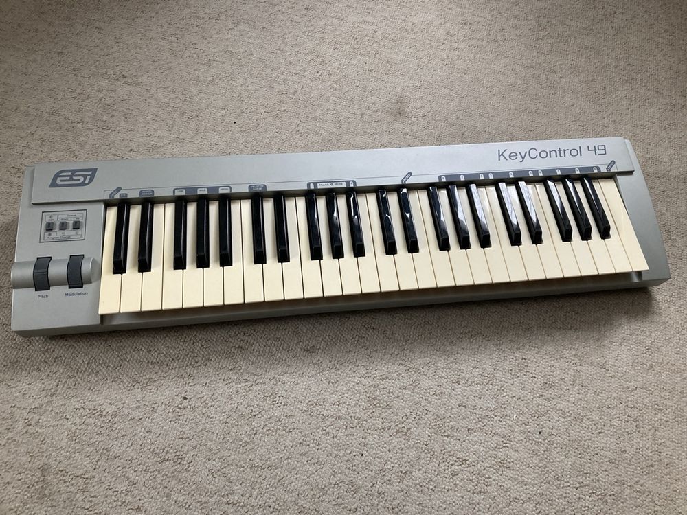 Strumenti musicali: Midi Keyboard – Usato da Windisch venduto da eri_52fw