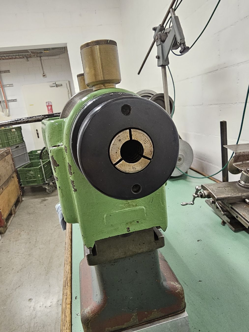 Schaublin Torni & Frese: Schaublin Spindelstock mit Schnellspanner – Usato da Biel/Bienne venduto da Switzerland92 1
