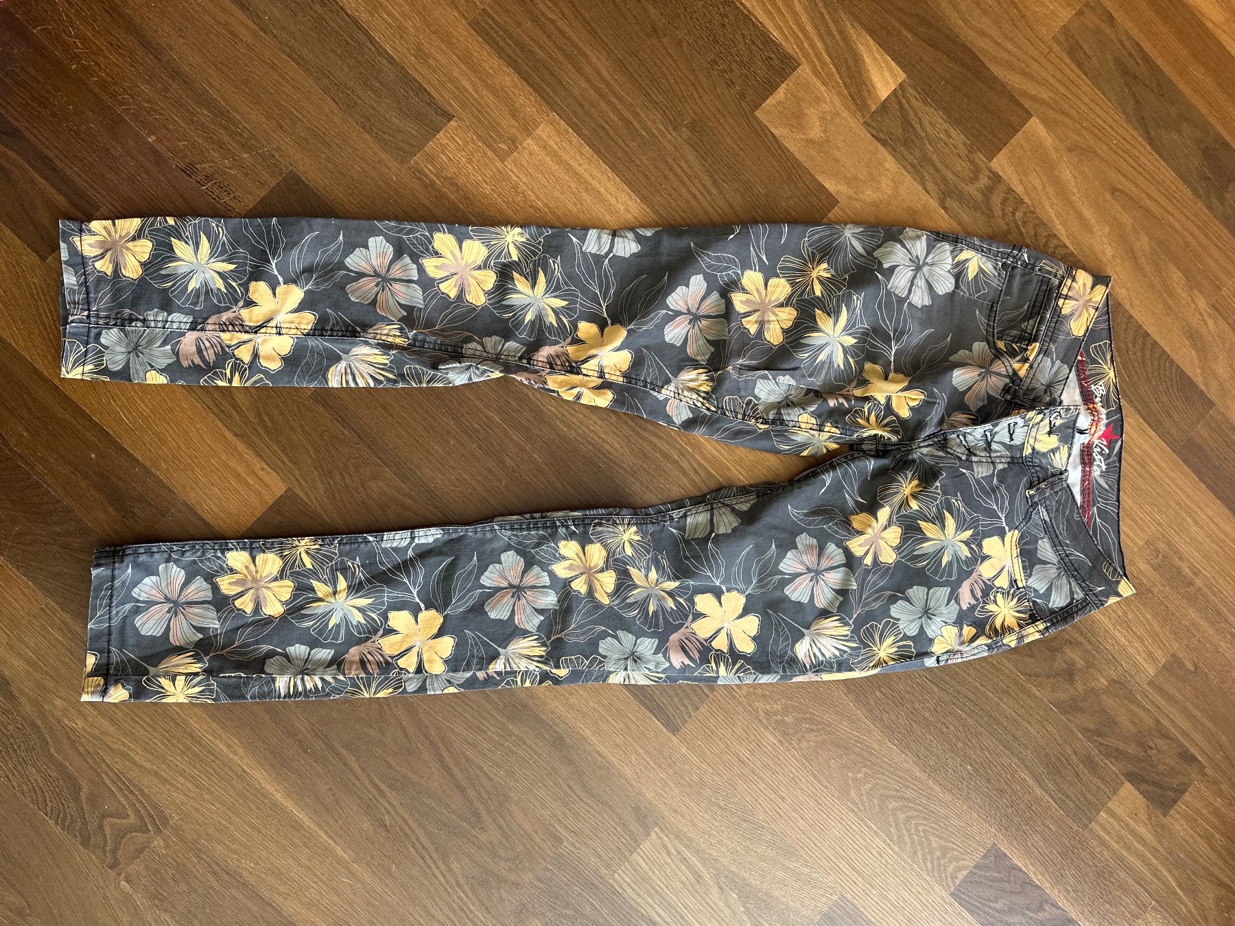Buena Vista Pantaloni: Buena Vista Hose  XS – Usato da Naters venduto da Lasana
