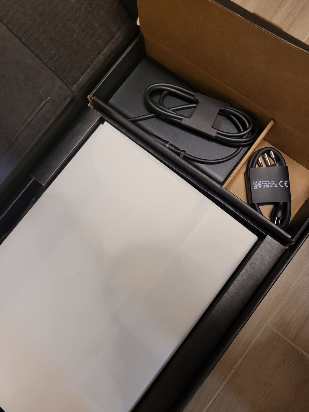 Dell Notebooks: DELL Alienware 16X – Neu (gemäss Beschreibung) aus St-Martin FR von Le_Manitou 2