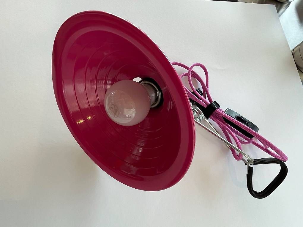 Lampes: Klemmlampe pink – D'occasion à Dübendorf par Aber_trotzdem