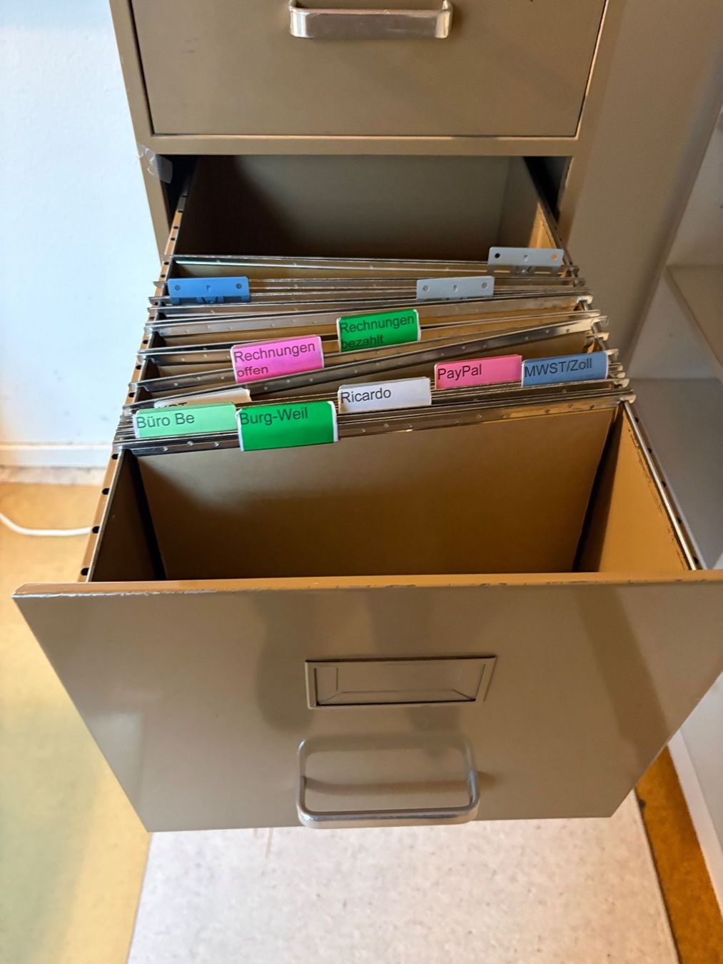Schränke: Aktenschrank – Gebraucht aus Arlesheim von Spielmax 5