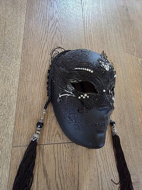 Masken: Maske aus Venedig, handgefertigt – Gebraucht aus Lommiswil von IvanaGr 2