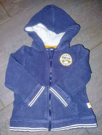 Jacke mit Kapuze, Gr. 80, top Zustand