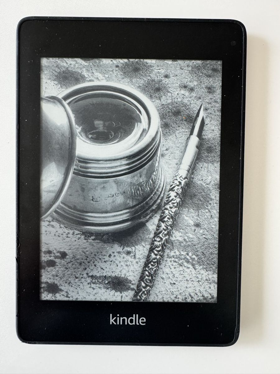 Amazon Tablet PC: Kindle Paperwhite, 10. Generation – Usato da Zollikerberg venduto da map_9kh7