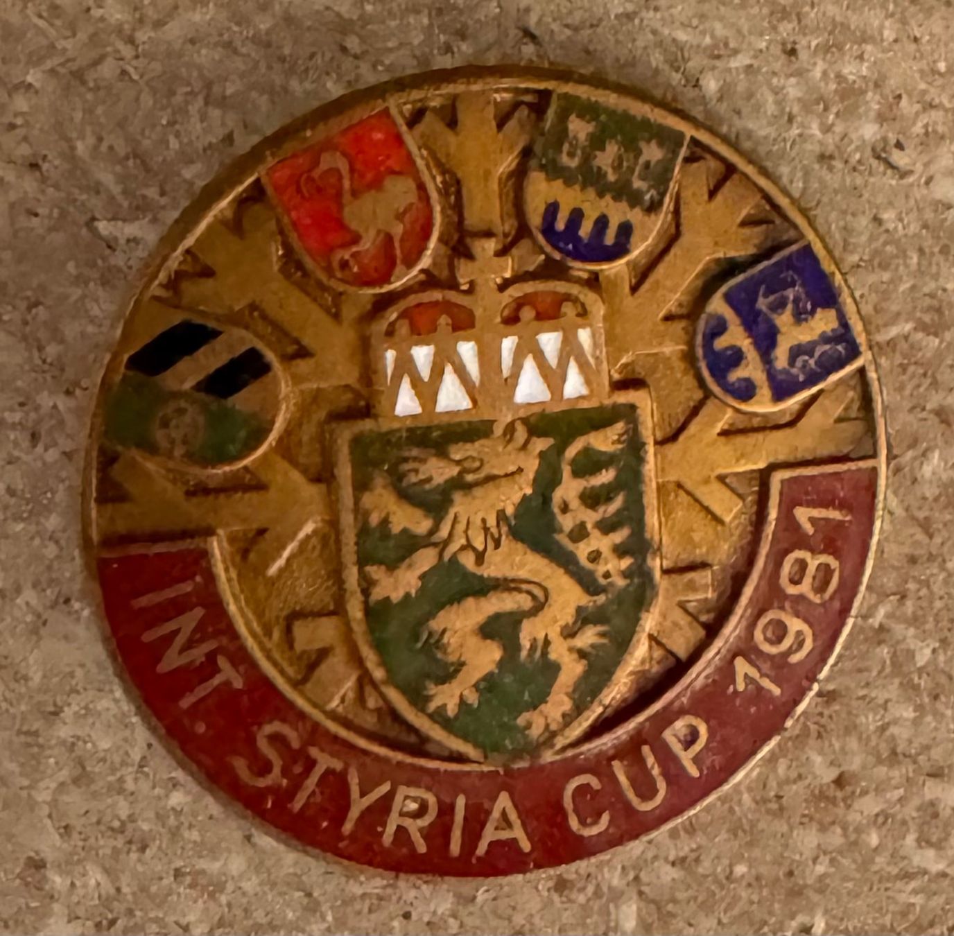 Spille & Fermagli: Seltene INT. STYRIA CUP Anstecker 1981 – Usato da Andwil SG venduto da Ariisa1234