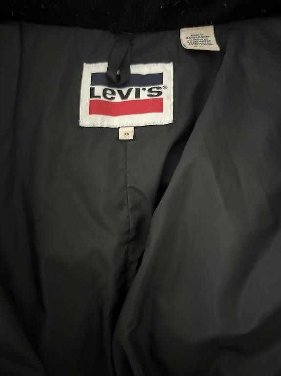 Cappotti: Levi's Wintermantel – Usato da Zürich venduto da mia_b9cj