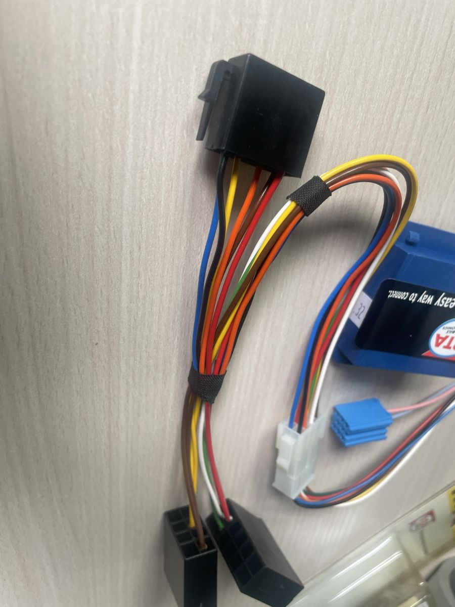 Radio: Interface Autoradio Convertisseur CAN-Bus MERCEDES – Nuovo e nell'imballaggio originale da Denges venduto da Ricautomotive 3