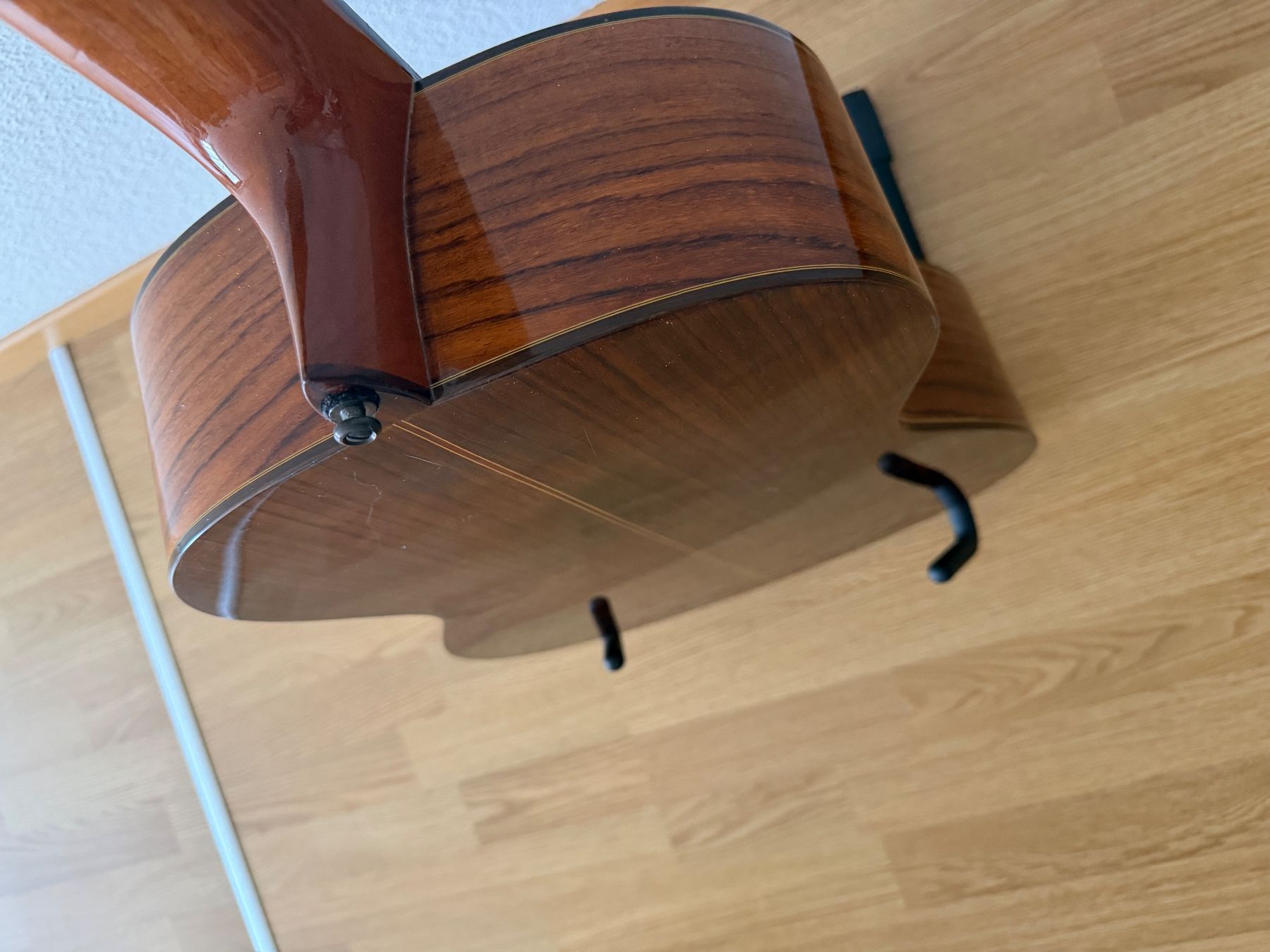 Strumenti musicali: Gitarre Vimus – Difettoso da Meilen venduto da Captain.M 5