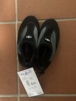 Badeschuhe / Wasserschuhe Gr. 30