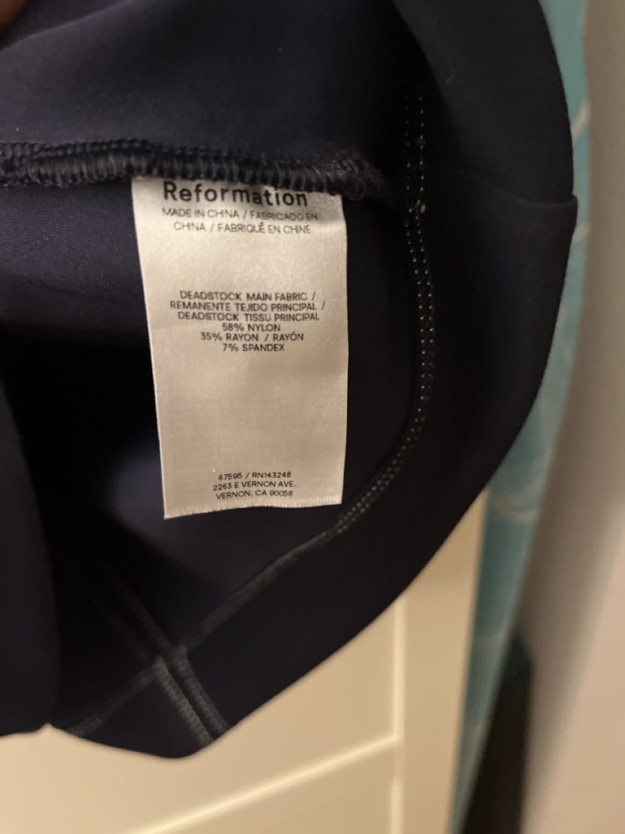 Reformation Vestiti: Kleid dunkelblau Reformation – Usato da Zürich venduto da zoe_6fqm 1