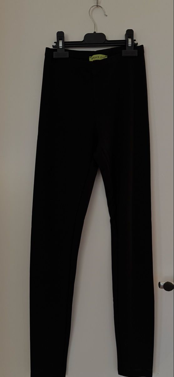 Leggings: Black Versace Jeans Leggings S – Usato da Hurden venduto da rac_wyf8