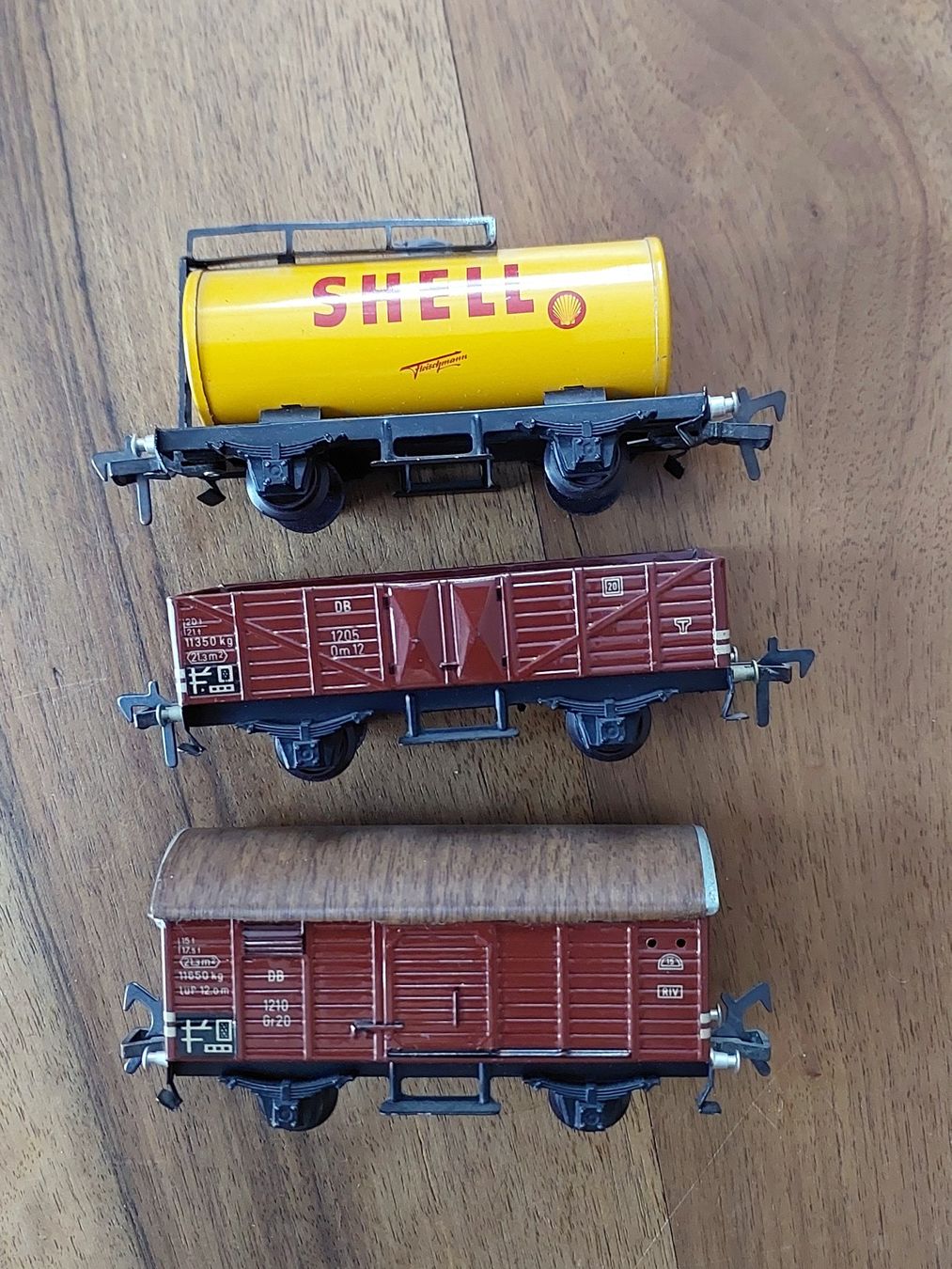 Fleischmann Modellini di ferrovie: Ältere Fleischmann Güterwagen - Voll-Metall - HO WS – Usato da Schönenwerd venduto da Steidi 1