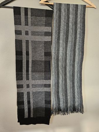 2 Winterschals, kariert & gestreift, grau/schwarz