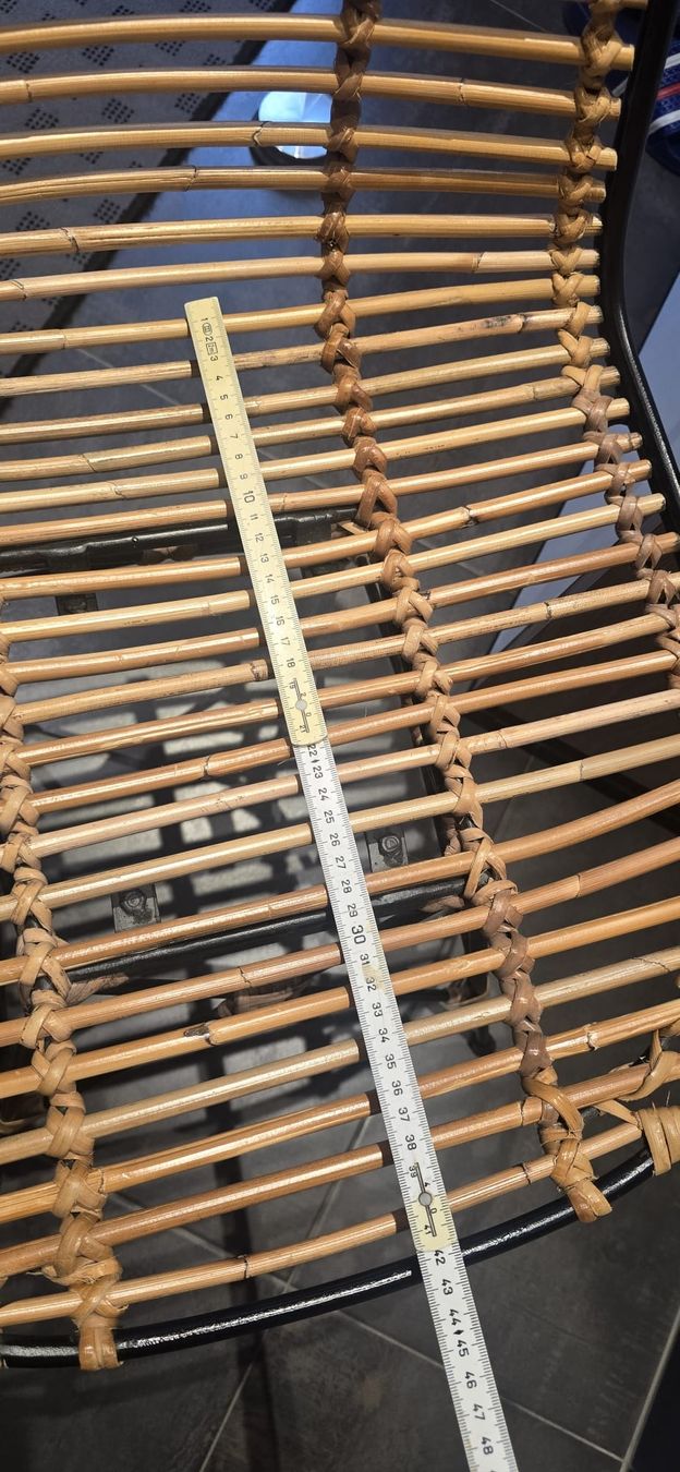 Chaises: 2 Rattan Stühle mit Metallgestell – D'occasion à Brugg AG par Bahoz02 5