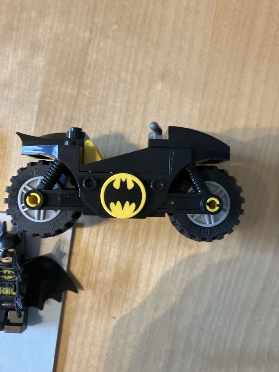 Lego Baukästen: Lego 76220 Batman vs Harley Quinn – Gebraucht aus Glarus von Jhuber78 1