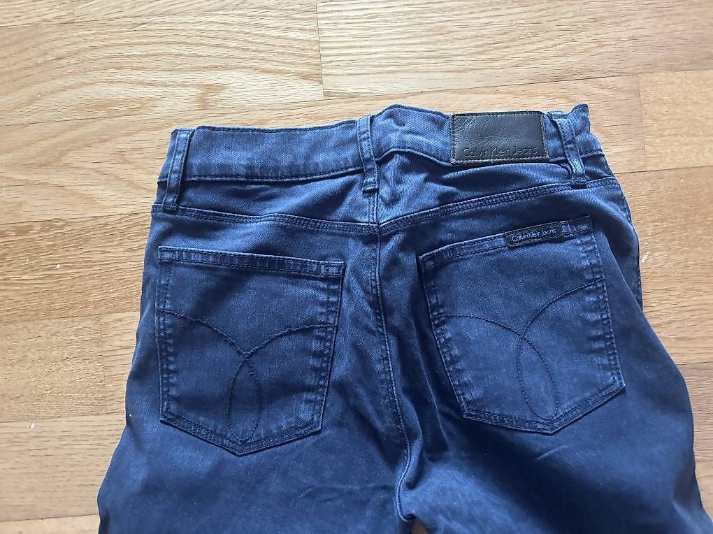 Jeans: Calvin Klein Kinderjeans – Usato da Rotkreuz venduto da MASI17 2