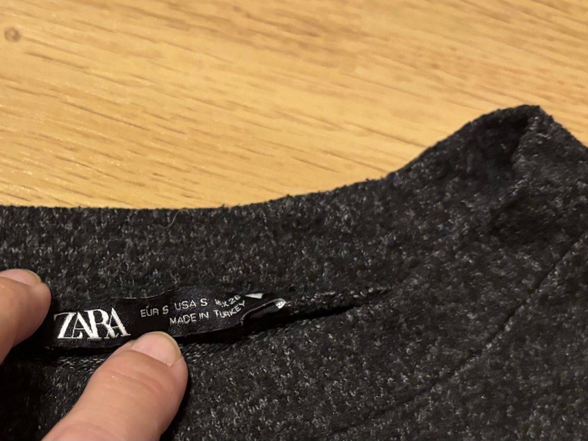 Zara Pullover & Sweatshirts: Zara Kurzarm Knit Pullover Perlen – Gebraucht aus Baden von Tiffany6878 1