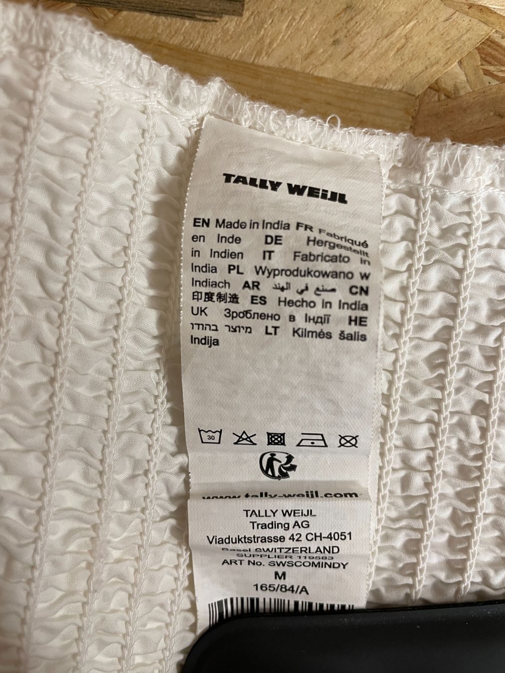 Tally Weijl Tops: TALLY WEIJL Top blanc – Gebraucht aus Lausanne von PlusValue_Lausanne 2
