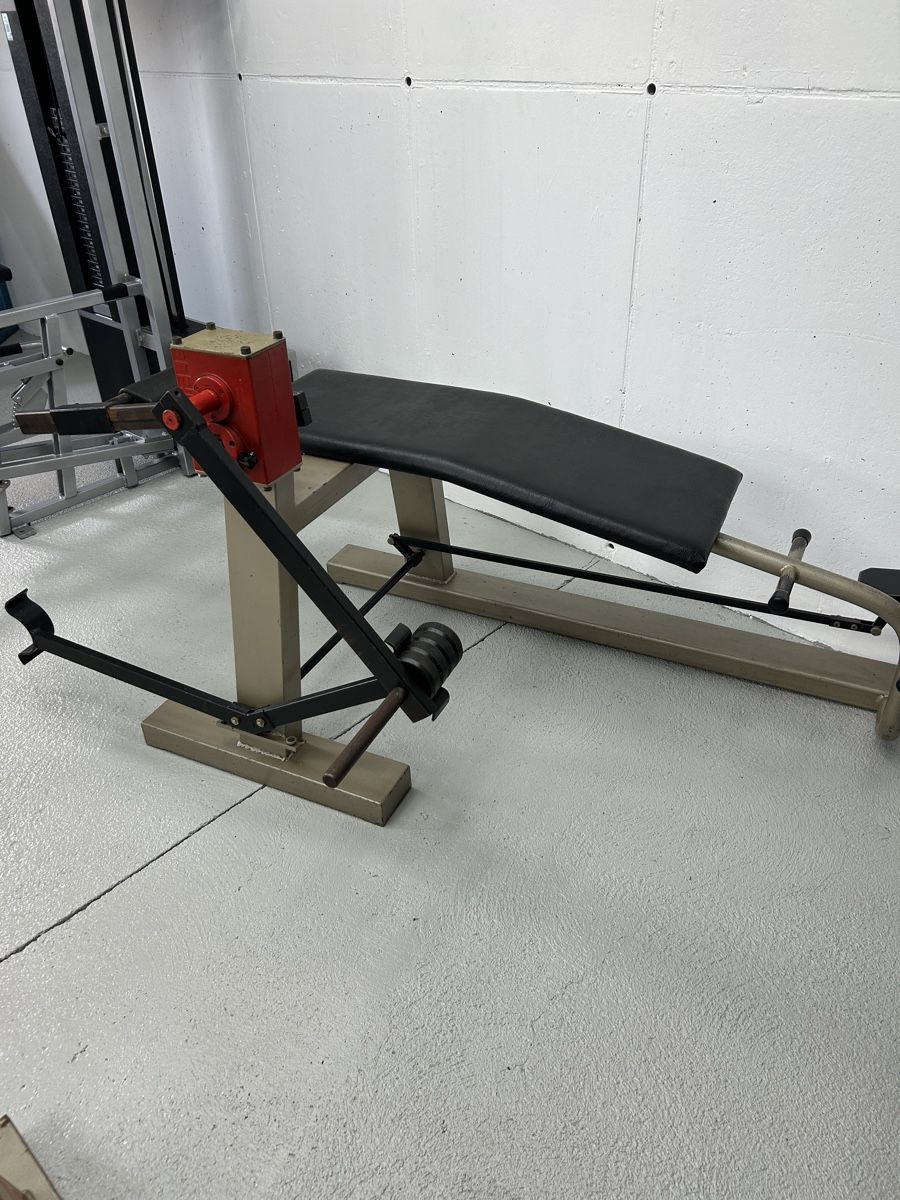 Hometrainer: Schnell pullover machine – Gebraucht aus Locarno von Berserkr96
