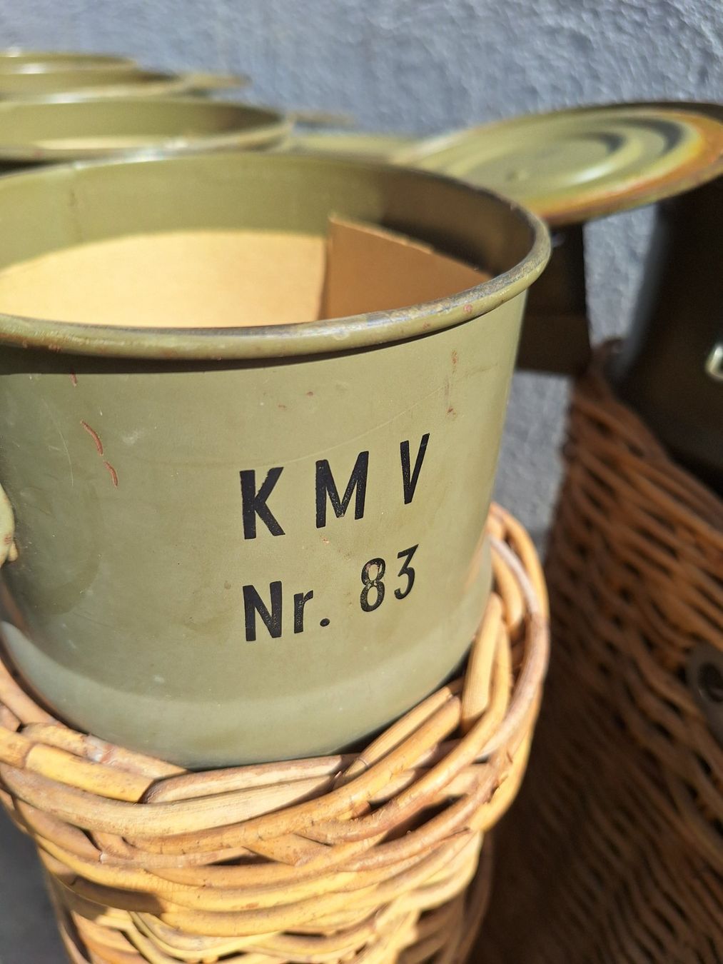 Attrezzatura & Pezzi di ricambio: 2 STK SCHWEIZER MILITÄRKÖRBE – Usato da Huttwil venduto da Kunterbuntli 4