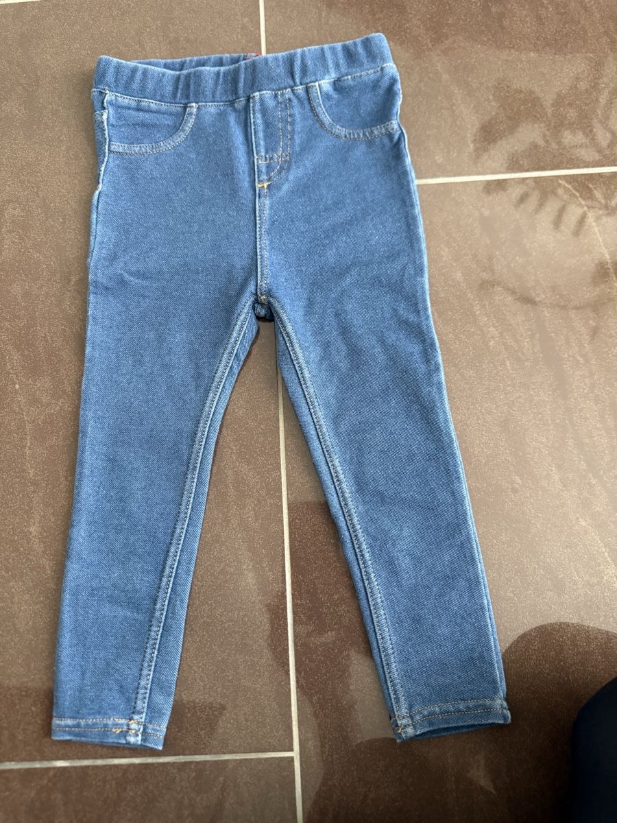 H&M Pantaloni: Kinder Hose Gr. 92 – Nuovo (secondo la descrizione) da Kölliken venduto da Vivii01