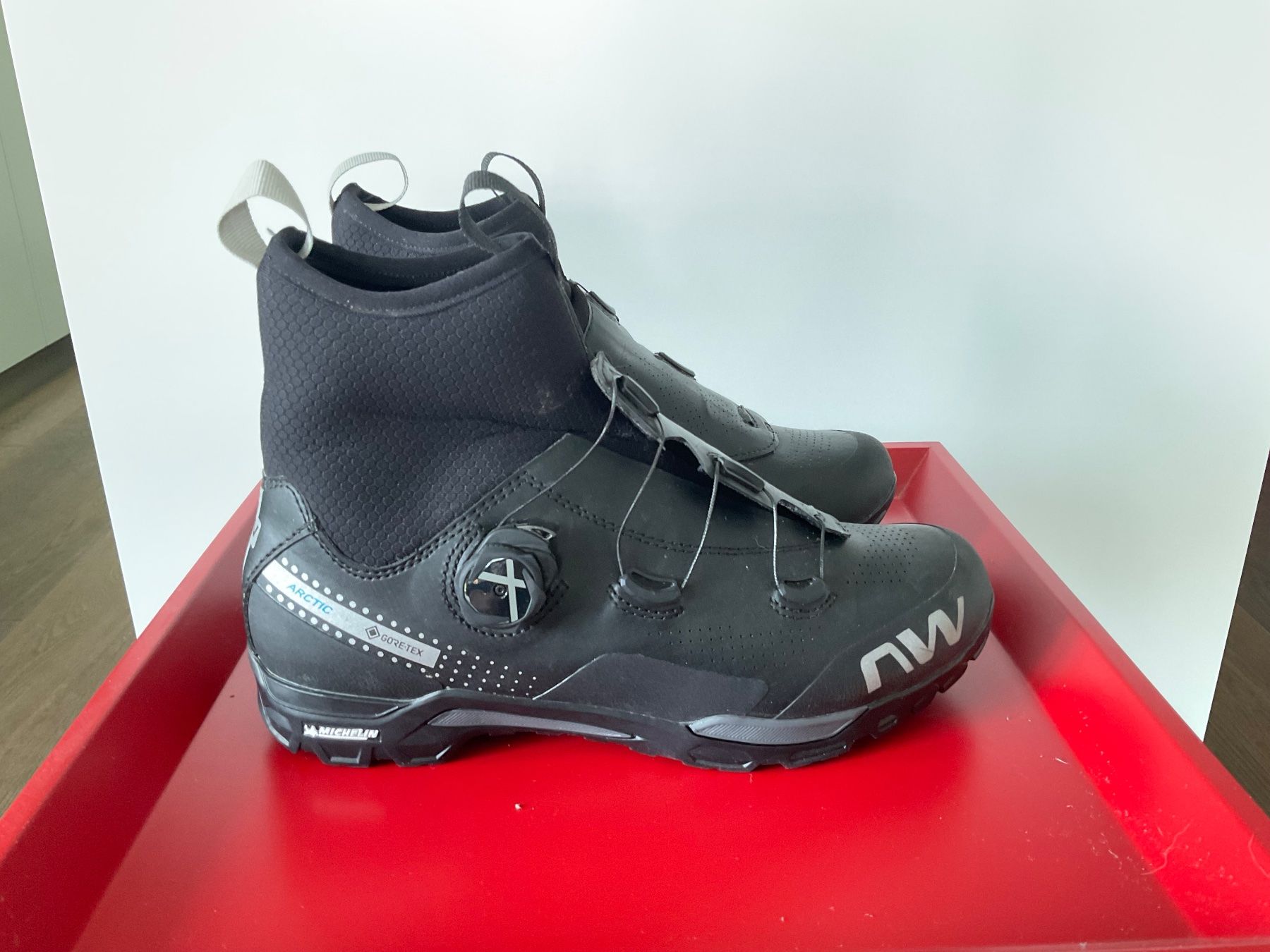 Northwave Scarpe da uomo: Winter MTB Schuh northwave Grösse 41 – Usato da Subingen venduto da 1001jaguar