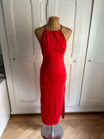 SHEIN - Kleid rot elegant mit Rückenausschnitt 34