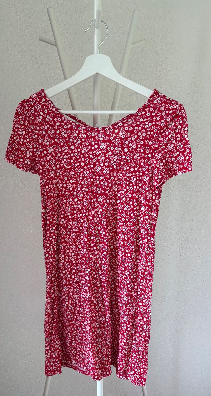 Only Vestiti: Kleid rot XS – Usato da Altikon venduto da he.an