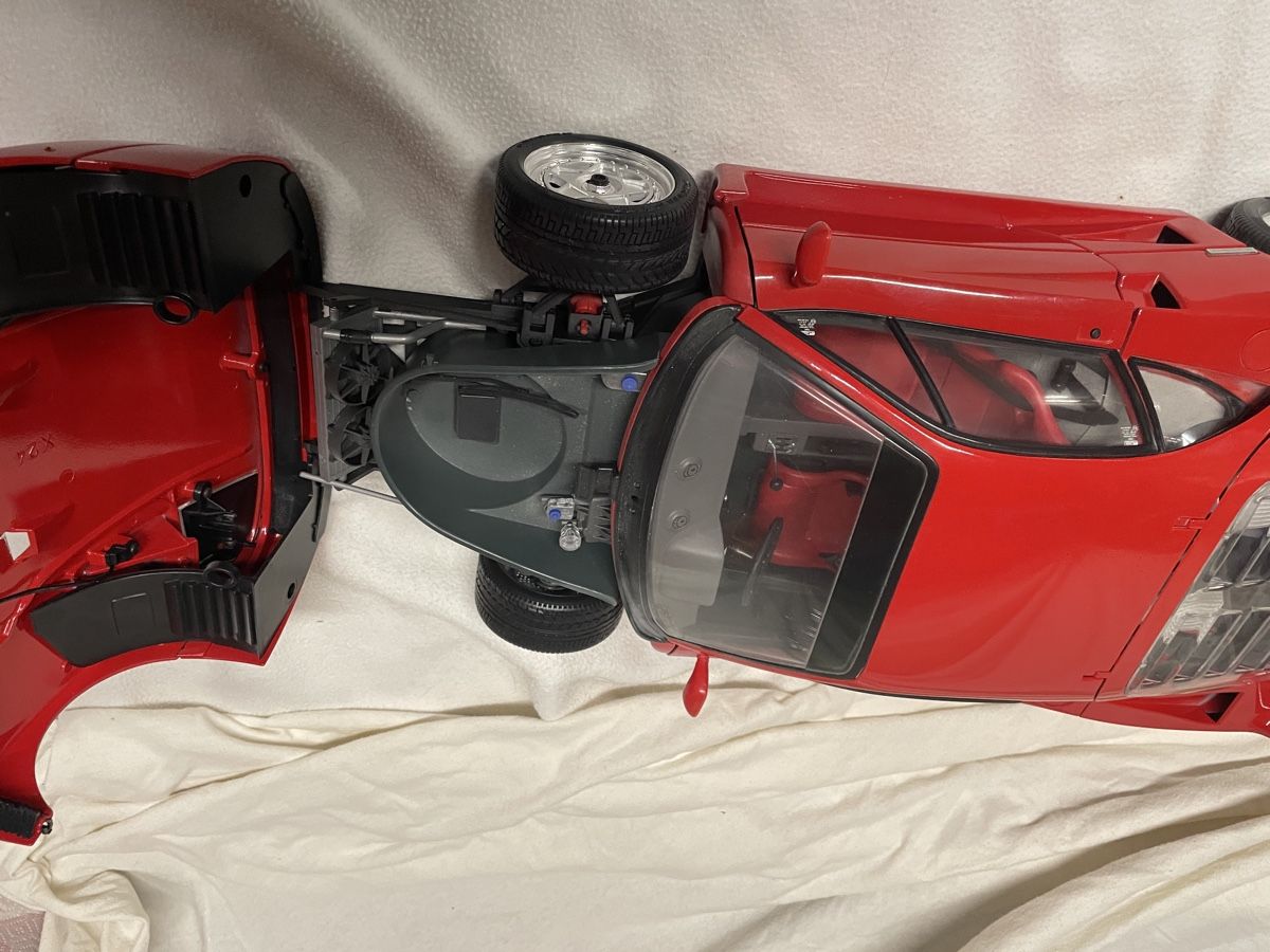 Ferrari Modellautos: Ferrari F40 – Gebraucht aus Zuerich von HaYvFoRu 2