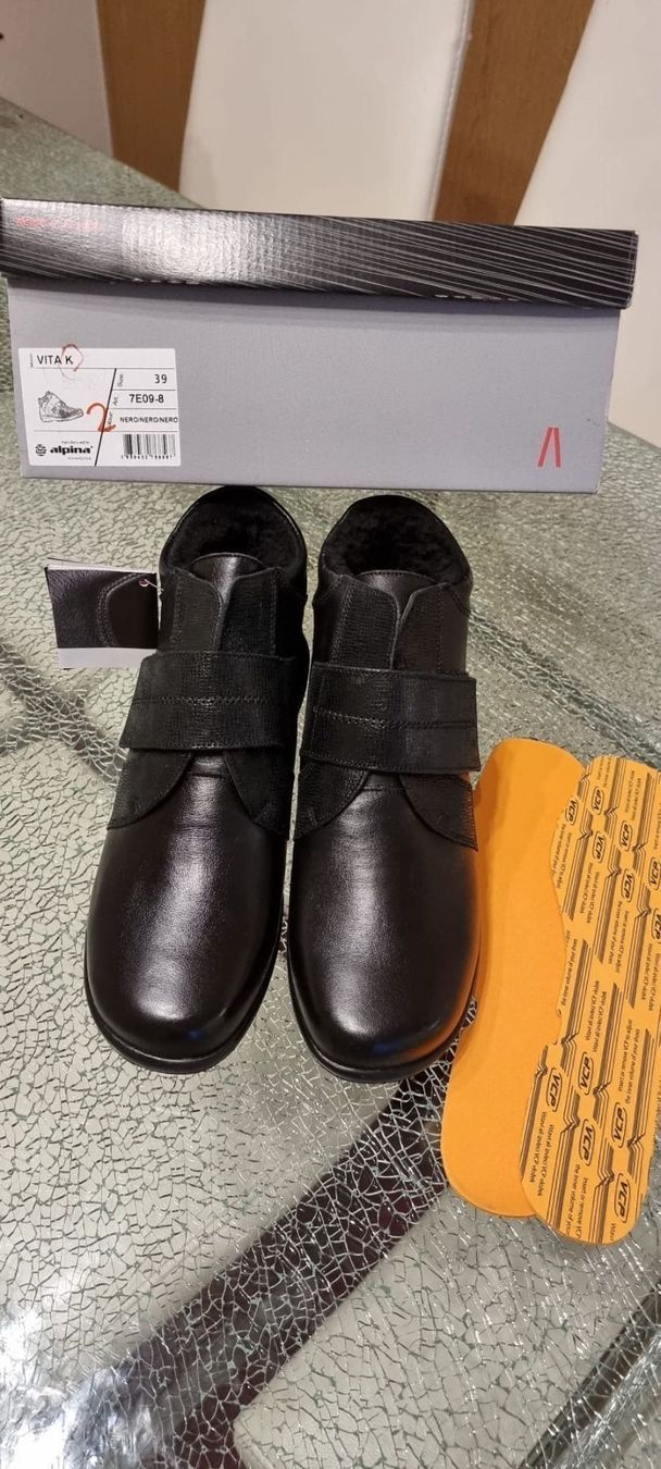 Alpina Chaussures femmes: Alpina Gr. 39 – Neuf avec emballage d'origine à Luzern par Reni025