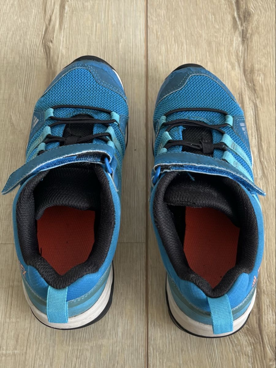 Scarpe per ragazzi: Adidas Terrex Traxion Grösse 32 – Usato da Zürich venduto da Renkonsky 4