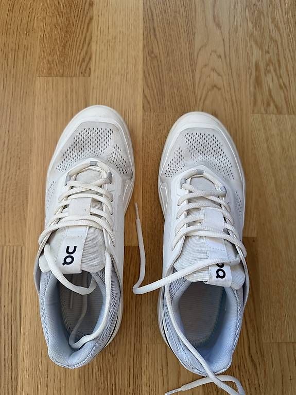 Scarpe da donna: ON - The Roger Sneaker – Usato da Winterthur venduto da julia.hofer 1