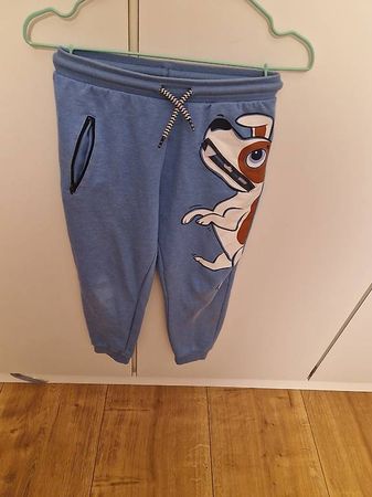 Coole Jogging Hose gr. 122/128