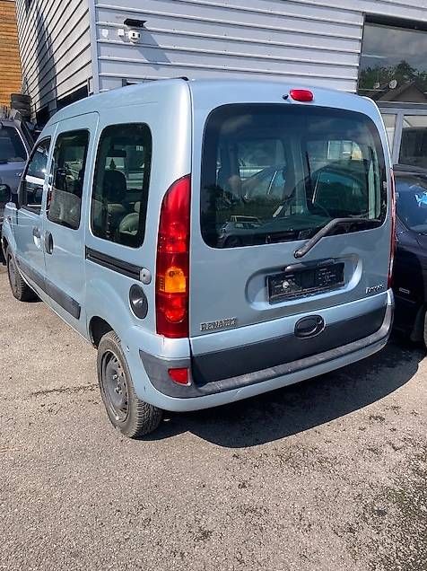 Automobili: RENAULT KANGOO 5 PLACES – Usato da Aire-la-Ville venduto da ven_2v7n 2