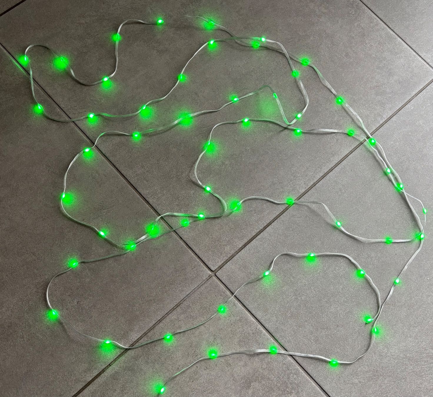 Ghirlande e barre luminose: LED 600 cm multicolore, programmes de couleur et luminosités – Nuovo (secondo la descrizione) da Cudrefin venduto da sdz_trl6 3