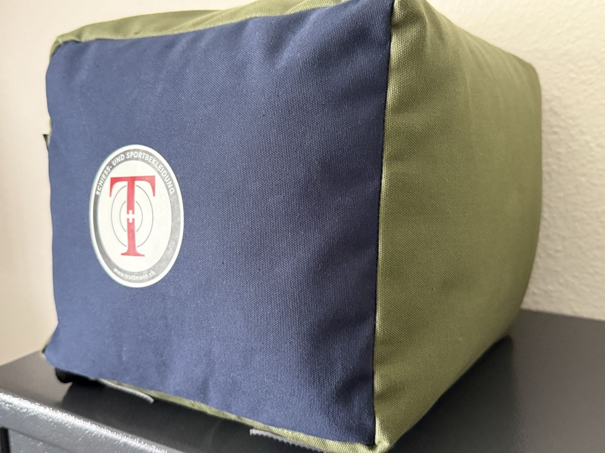 Cuscini: NEUES Truttmann Auflagekissen – Nuovo (secondo la descrizione) da Ebmatingen venduto da Dreambuddy 2