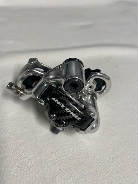 Campagnolo Pezzi di ricambio: A vendre dérailleur arrière Campagnolo Record Titanium – Usato da Aigle venduto da rou_v75x