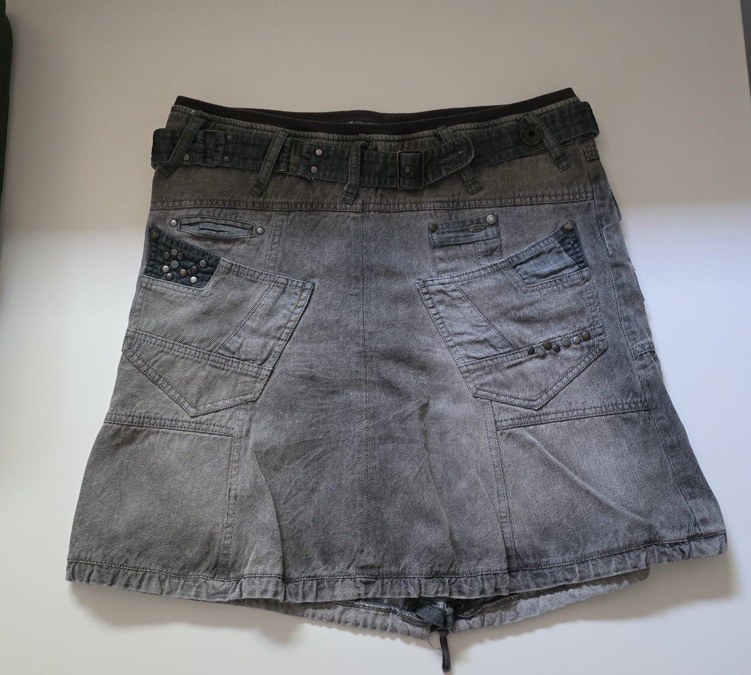 Nile Gonne: Nile Jupes aus Jeans, Gr. M – Usato da Seeberg venduto da cinderella003