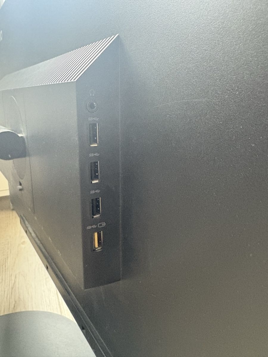 Lenovo Monitor: PC Bildschirm Lenovo – Usato da Dulliken venduto da wma1 2