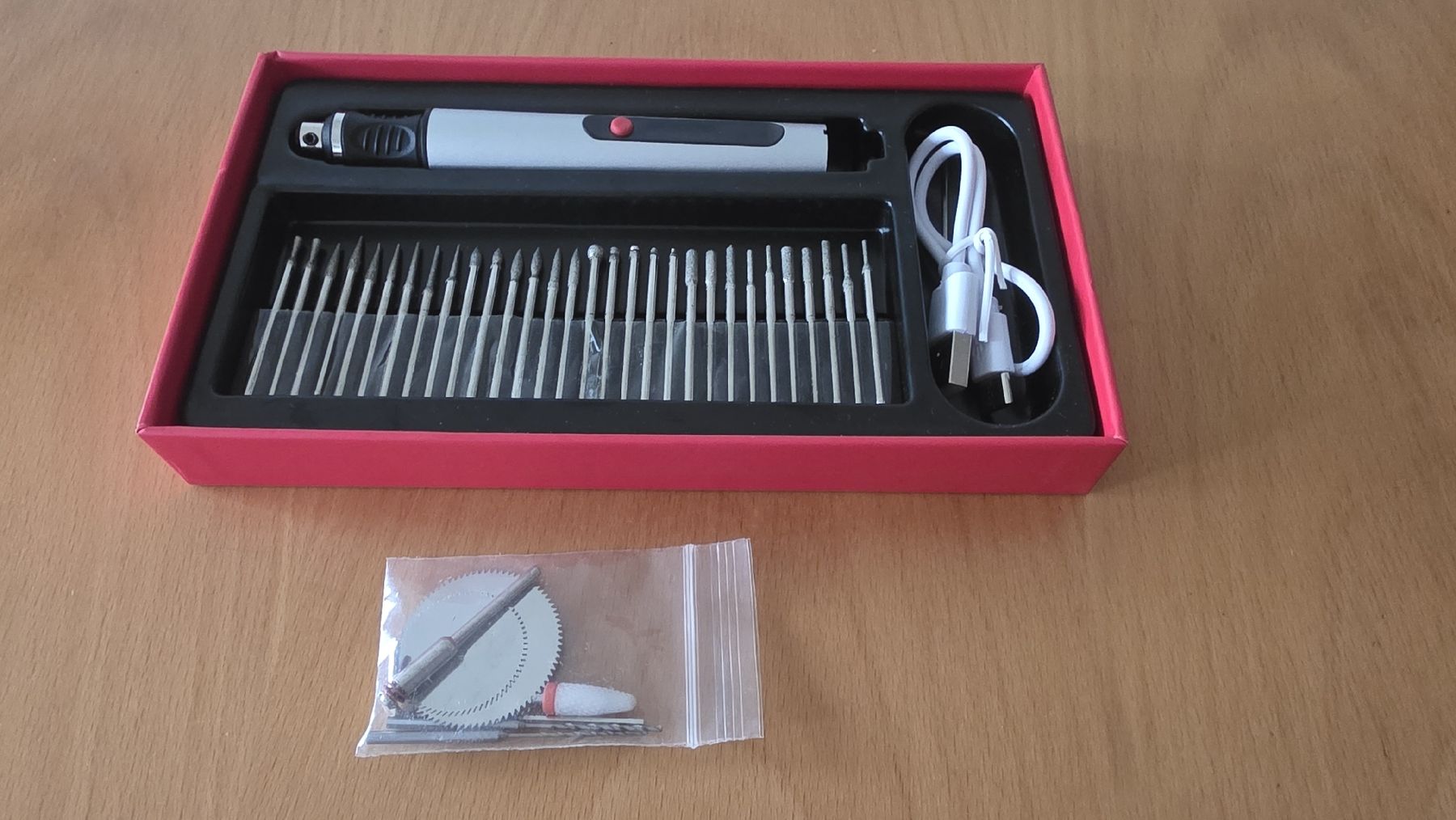 Tous les outils: Professional Engraving Pen neu – Neuf avec emballage d'origine à Binningen par Hofka64 2